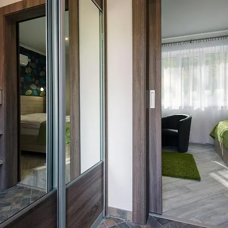 Apart-club Zora شقة فندقية