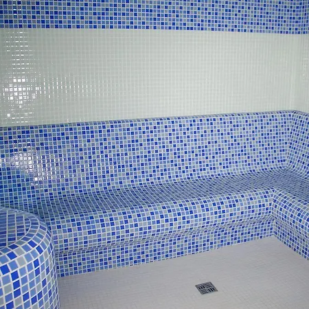 Apart-club Zora Ξενοδοχείο με διαμερίσματα 4*